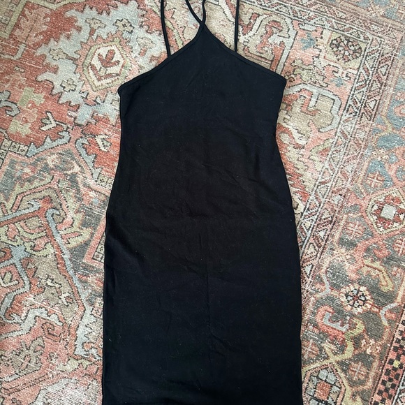 H&M Dresses & Skirts - H&M Black One Shoulder Sheath Dress